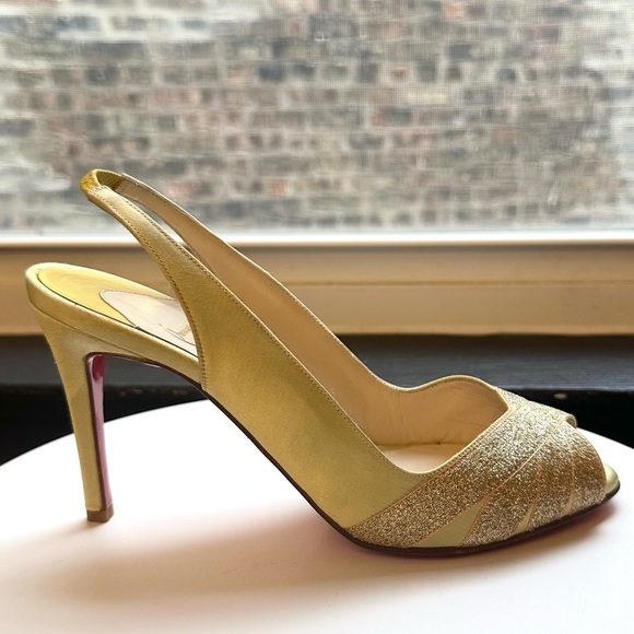 🌺CHRISTIAN LOUBOUTIN 🌺 Yellow Satin Glitter Accents Slingback pumps size: 37 - Picture 8 of 17